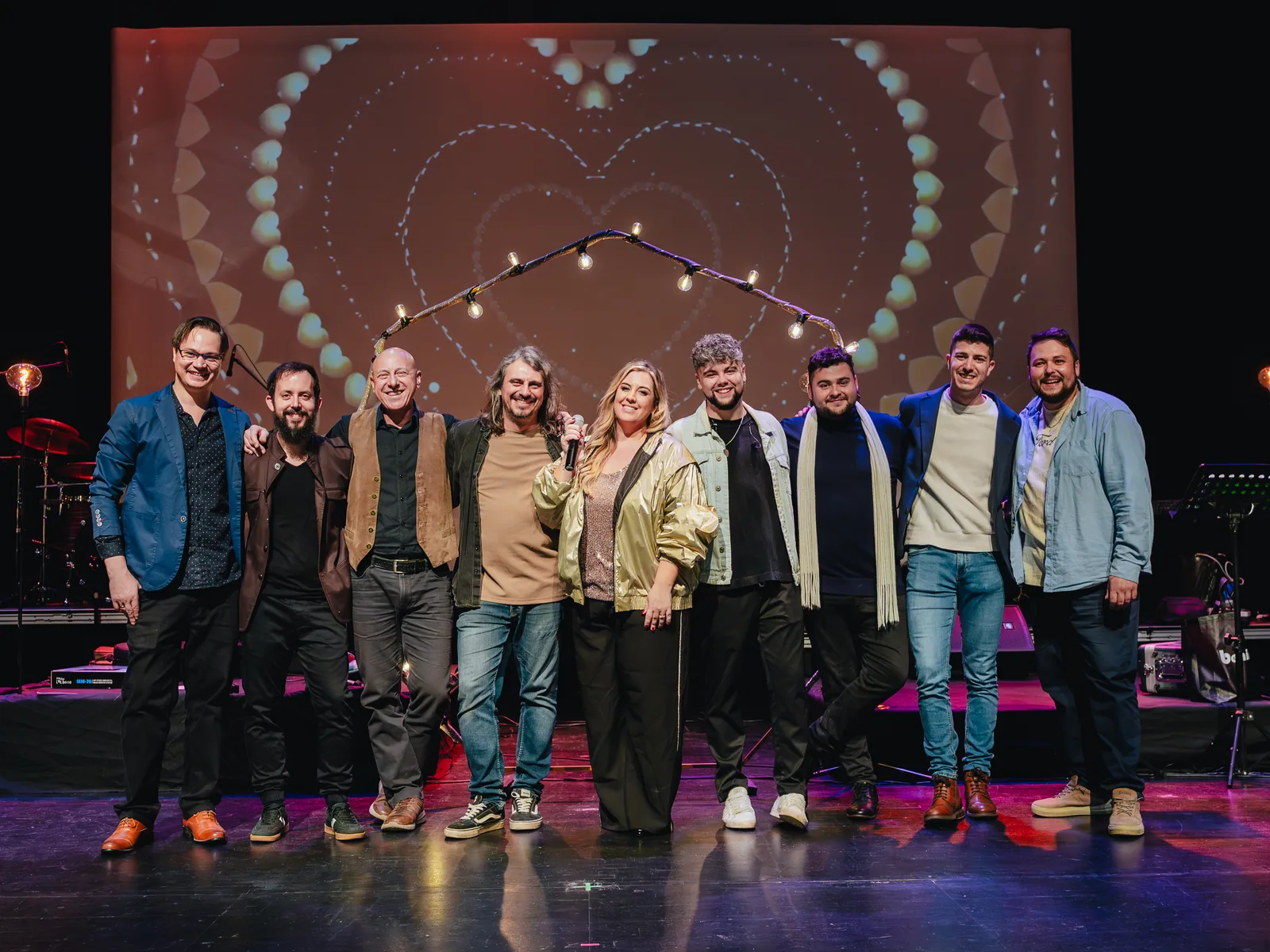 Los integrantes de Lady Liverpool reunidos al finalizar el concierto de Albacete